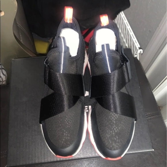 Sorel Black Noir Kinetic Sneak Sneakers 6.5 - Picture 6 of 8